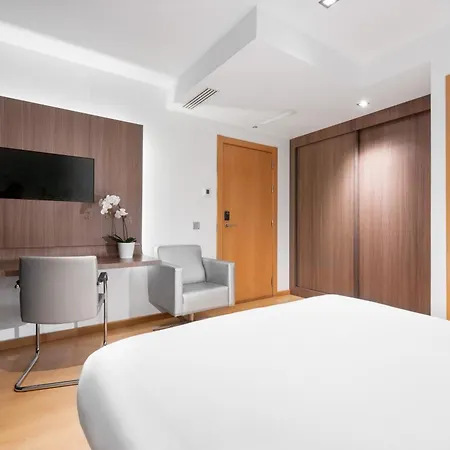 Eurostars Blue Coruna فندق 4*