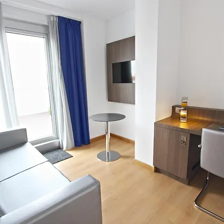 Eurostars Blue Coruna آكورونيا